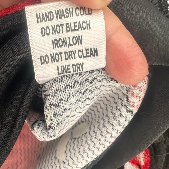 Impulse Black Red Floral Mesh Ruffle Sleeve Cropped Top Medium - Picture 6 of 16